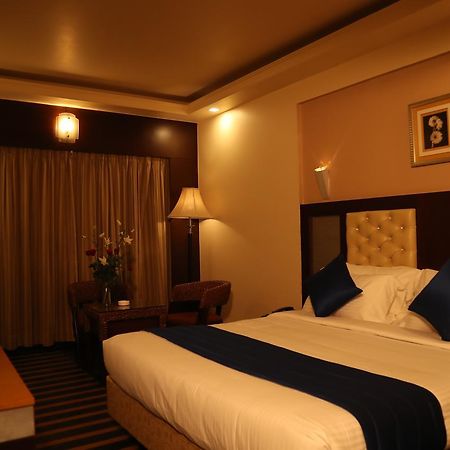 Hotel Dr Rajkumar International Μπανγκαλόρ Εξωτερικό φωτογραφία