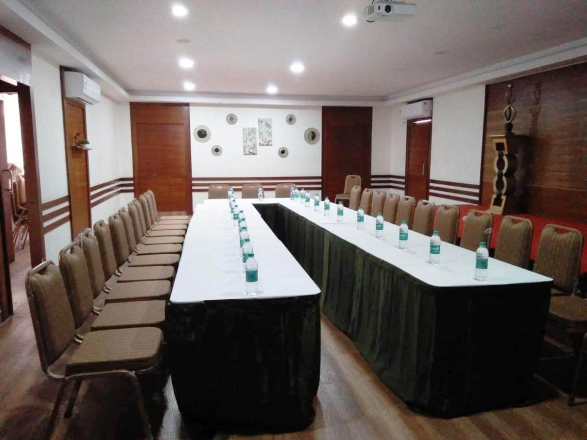 Hotel Dr Rajkumar International Μπανγκαλόρ Εξωτερικό φωτογραφία