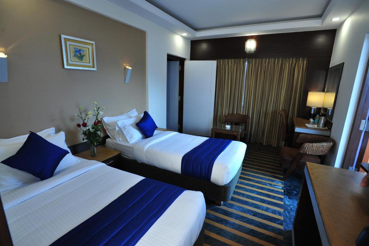 Hotel Dr Rajkumar International Μπανγκαλόρ Εξωτερικό φωτογραφία