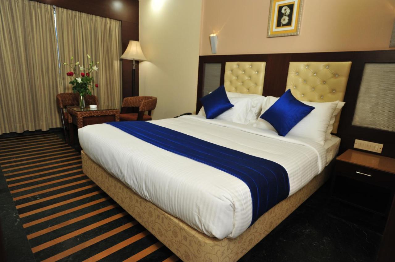 Hotel Dr Rajkumar International Μπανγκαλόρ Εξωτερικό φωτογραφία