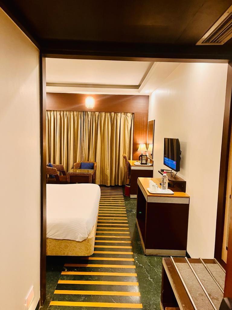 Hotel Dr Rajkumar International Μπανγκαλόρ Εξωτερικό φωτογραφία