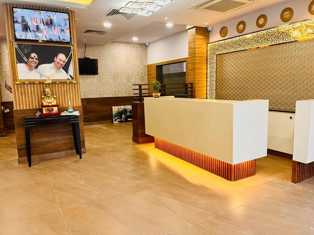 Hotel Dr Rajkumar International Μπανγκαλόρ Εξωτερικό φωτογραφία