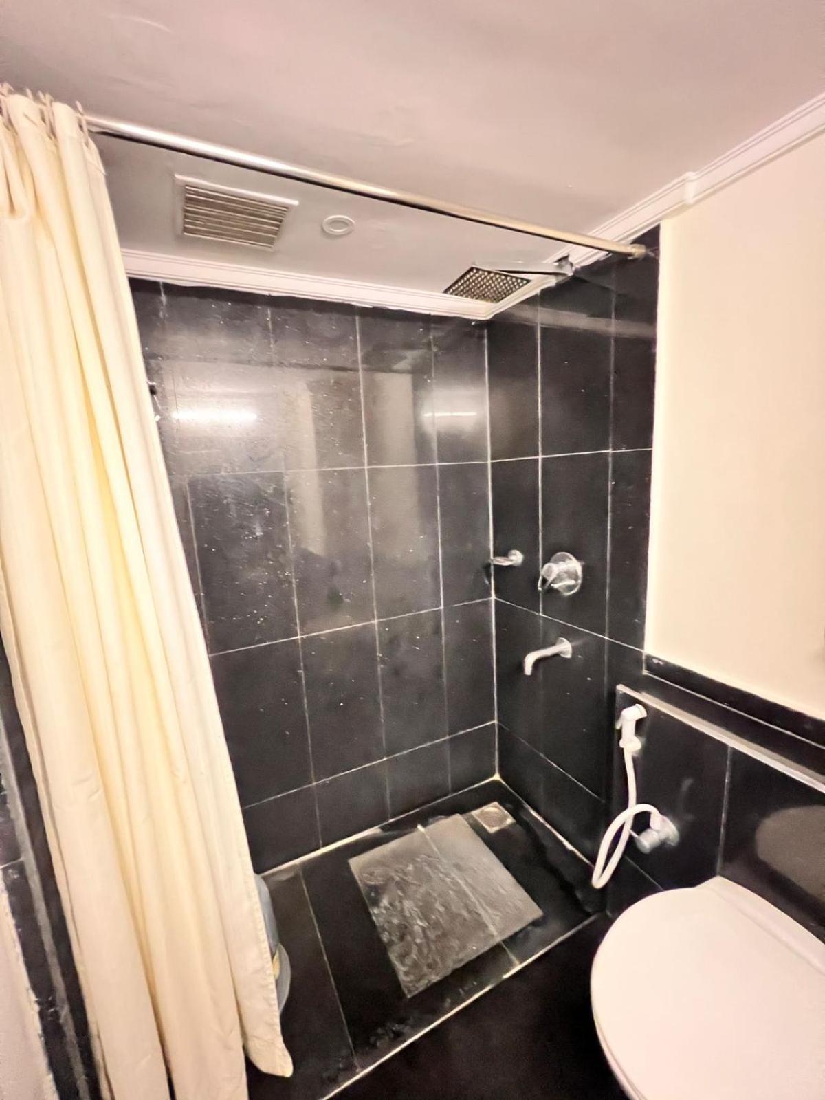 Hotel Dr Rajkumar International Μπανγκαλόρ Εξωτερικό φωτογραφία