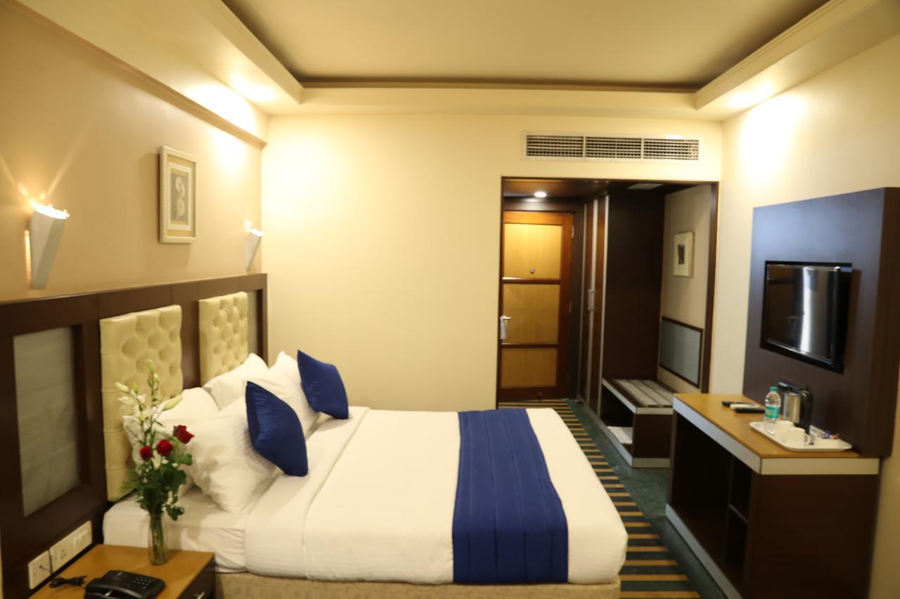 Hotel Dr Rajkumar International Μπανγκαλόρ Εξωτερικό φωτογραφία